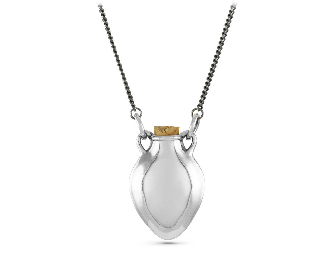 Amphora Necklace in Silver