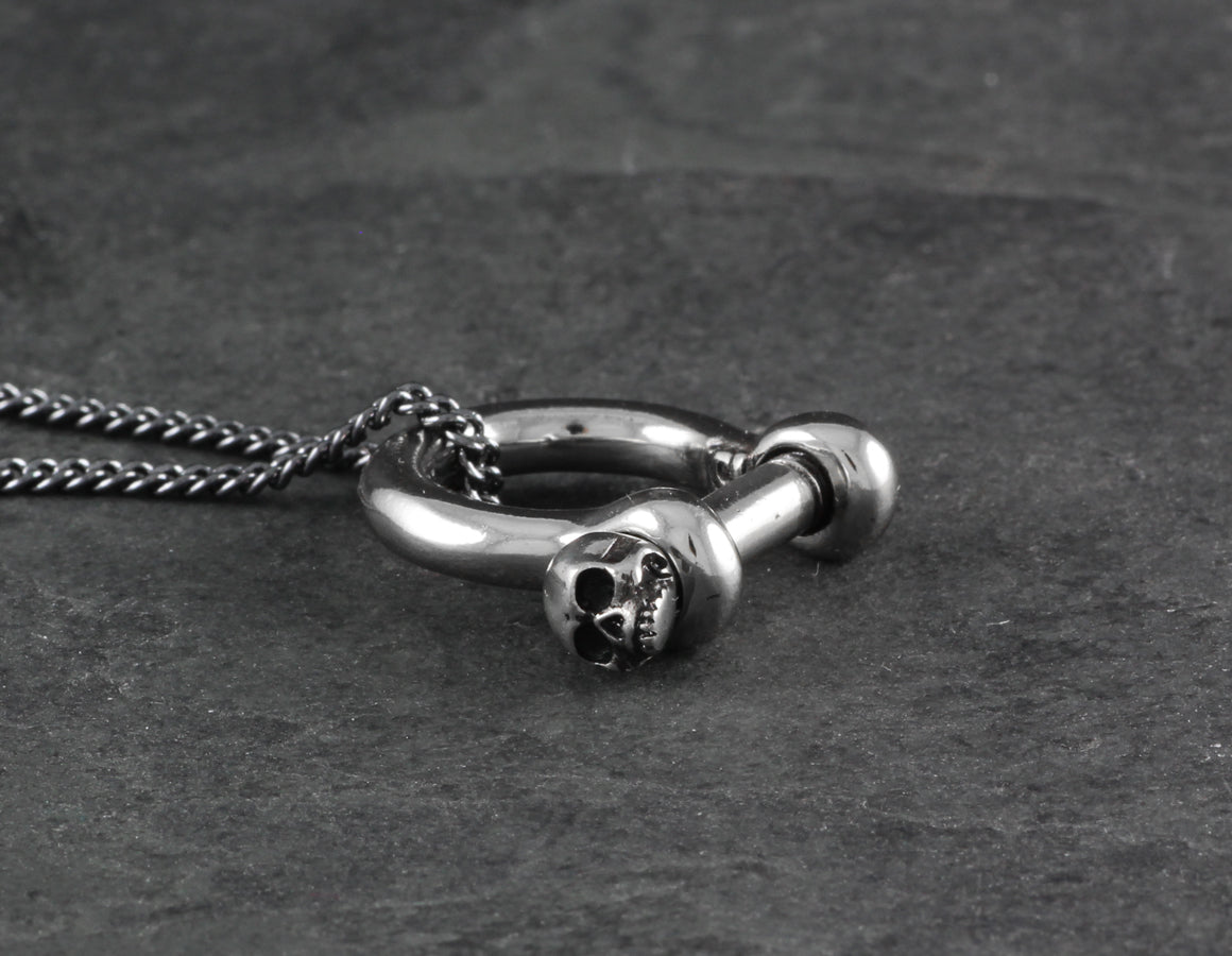 Small Shackle Necklace - Silver