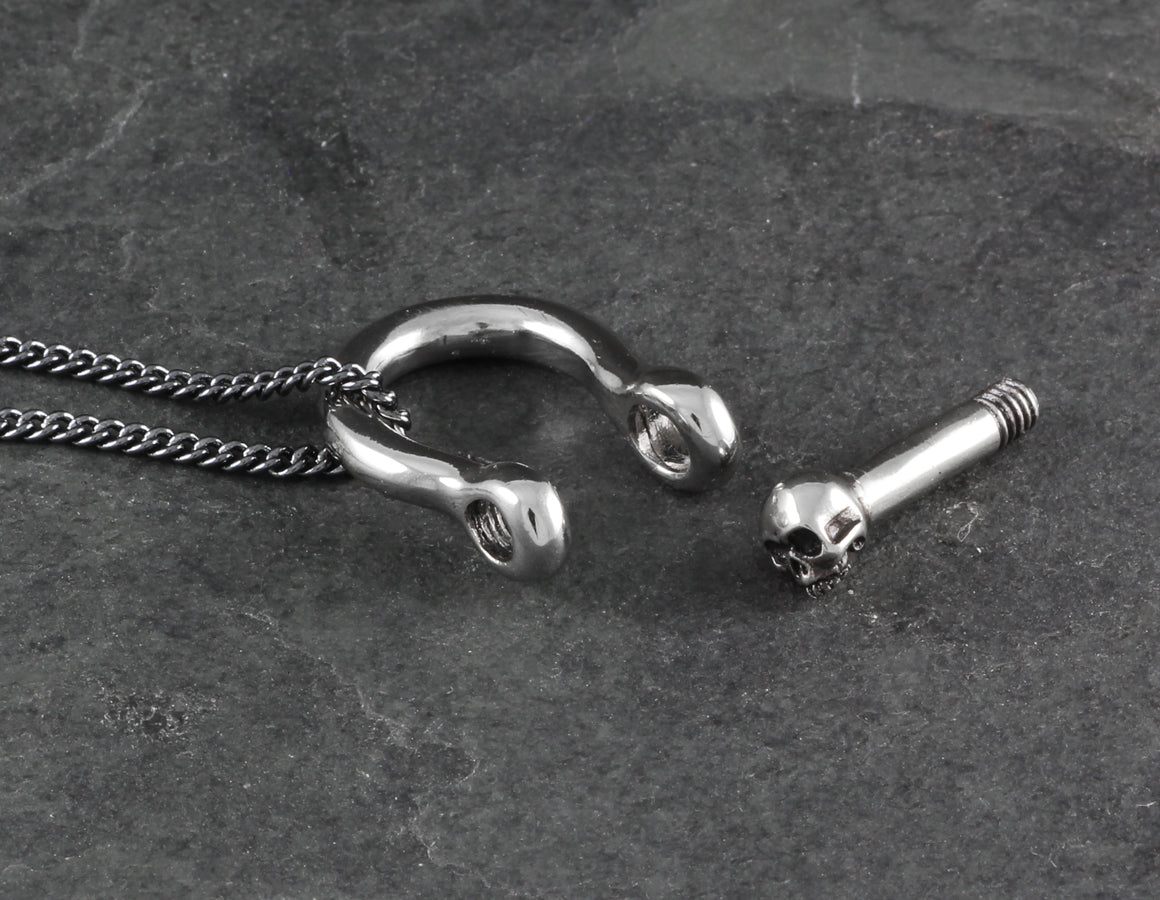 Small Shackle Necklace - Silver