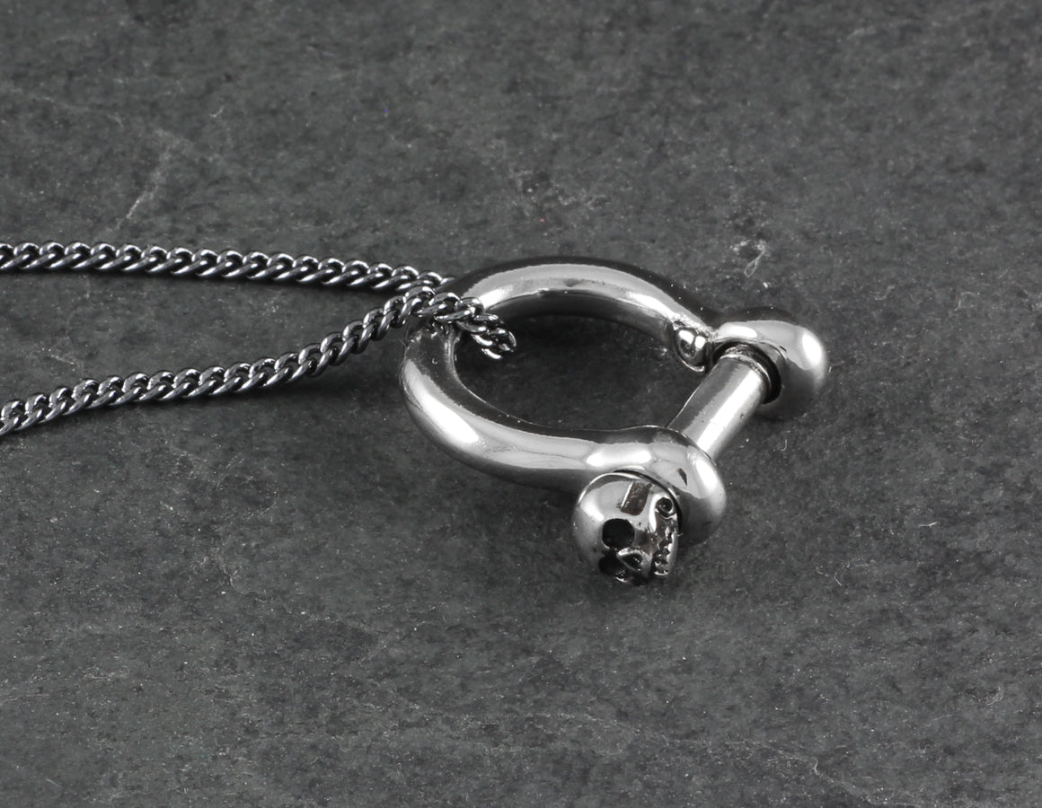 Small Shackle Necklace - Silver